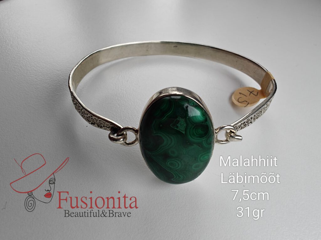 Ühe suure malahhiidiga hõbekäevõru